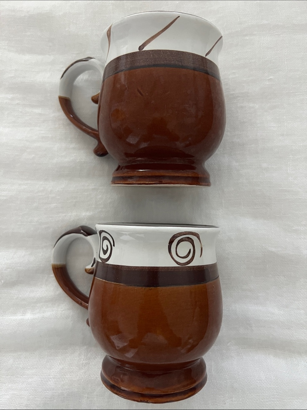 Set of Two Vintage Stoneware Ceramic 4”Mugs with Dark Brown Rim and Handles
